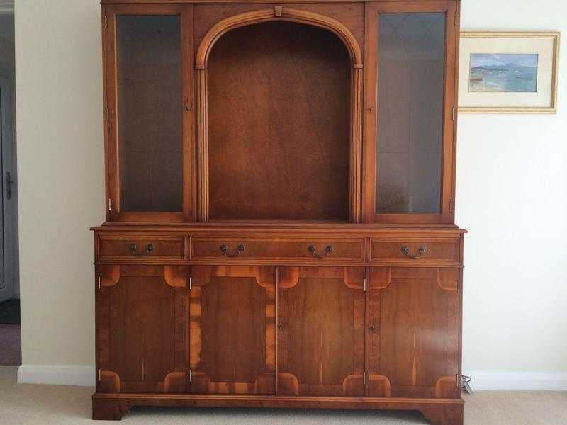 Yew veneer dresser