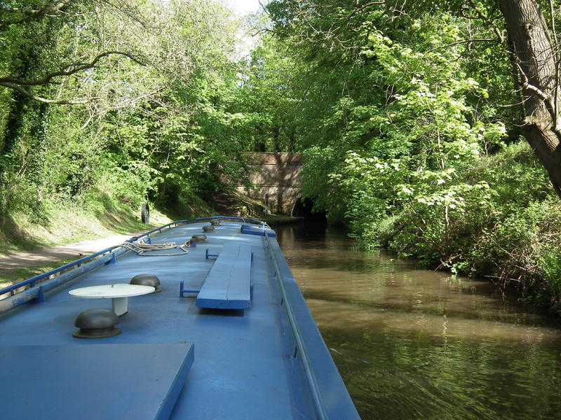 Yorkshire Canal Holidays with White Rose Canal HolidaysW