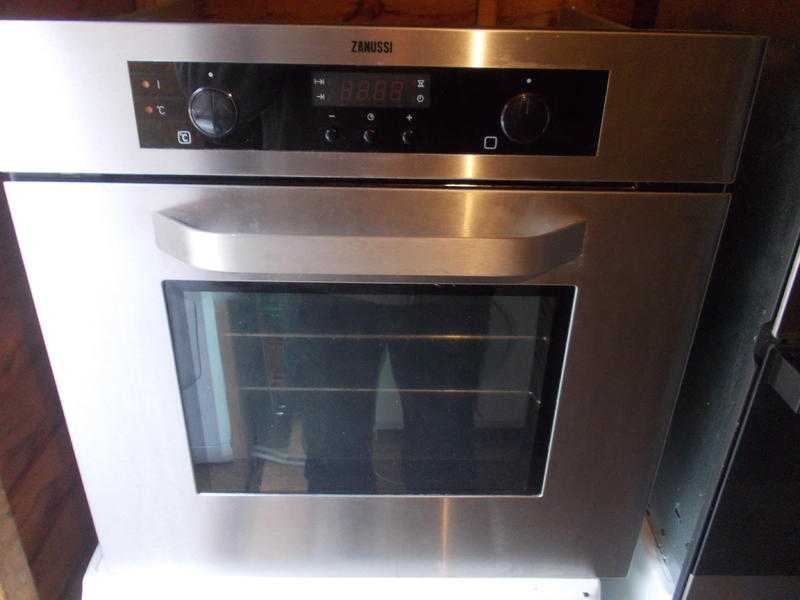 zanussi single built in oven