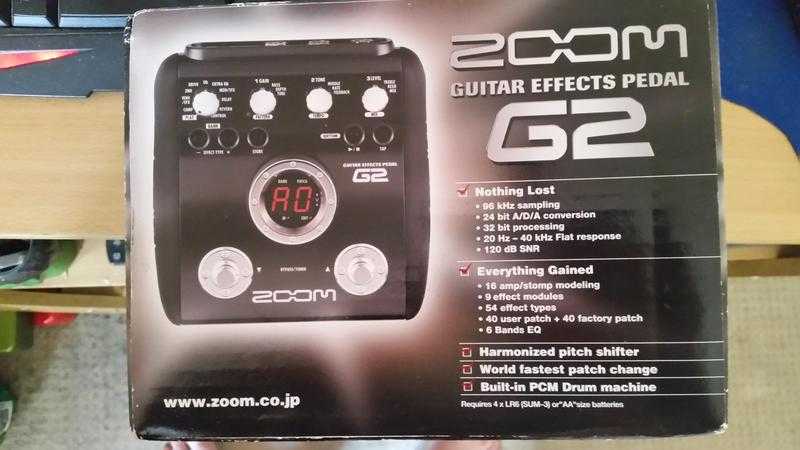 zoom g2 guitar effects pedal